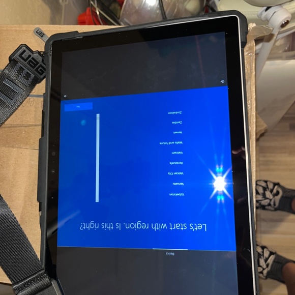 Microsoft Tablet - Picture 4 of 5